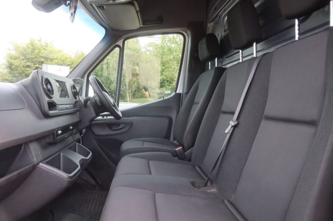 2025 Mercedes-benz Sprinter