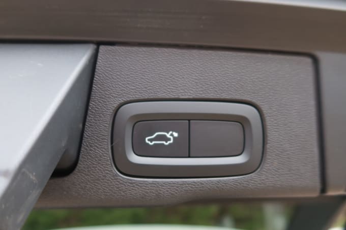 2025 Volvo Xc60
