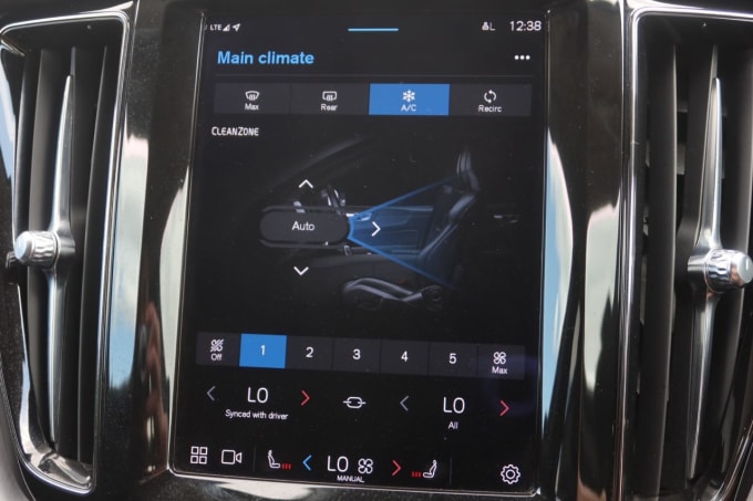 2025 Volvo Xc60