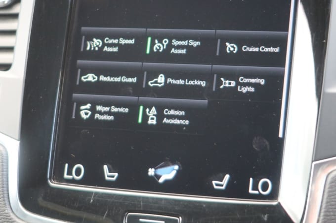 2025 Volvo Xc90
