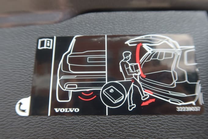 2025 Volvo V60