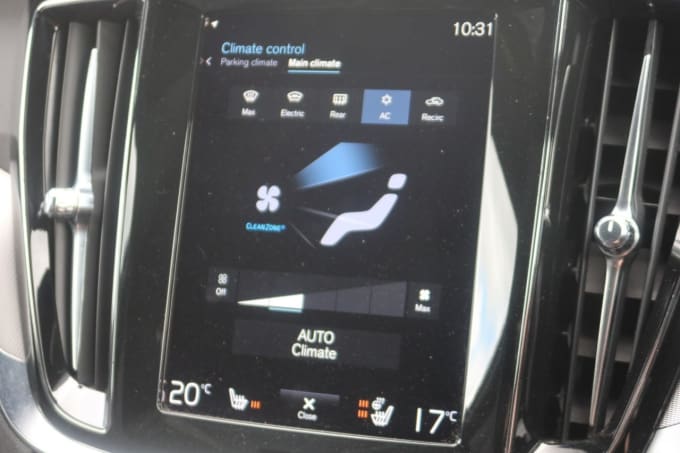 2025 Volvo V60