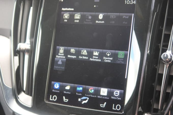 2025 Volvo V60