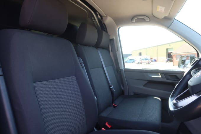 2025 Volkswagen Transporter