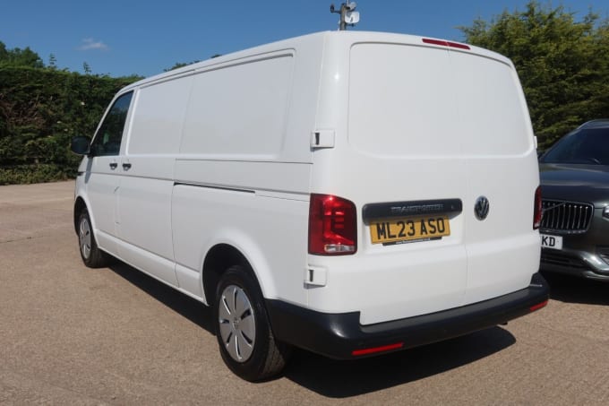 2025 Volkswagen Transporter