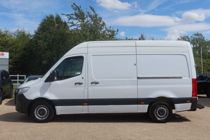 2025 Mercedes-benz Sprinter