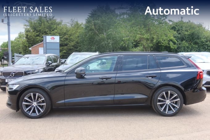 2025 Volvo V60