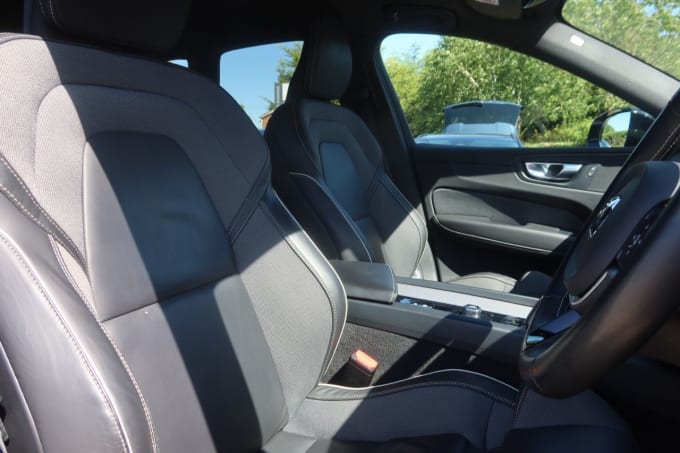 2025 Volvo Xc60