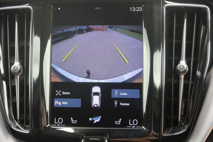 2025 Volvo Xc60