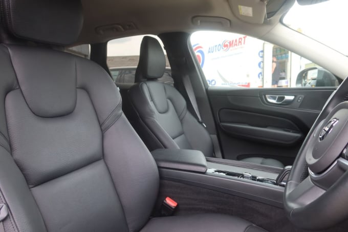 2025 Volvo Xc60