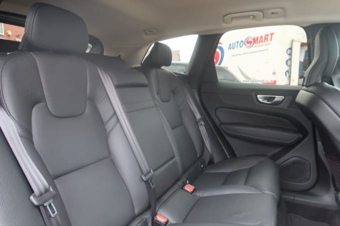 2025 Volvo Xc60
