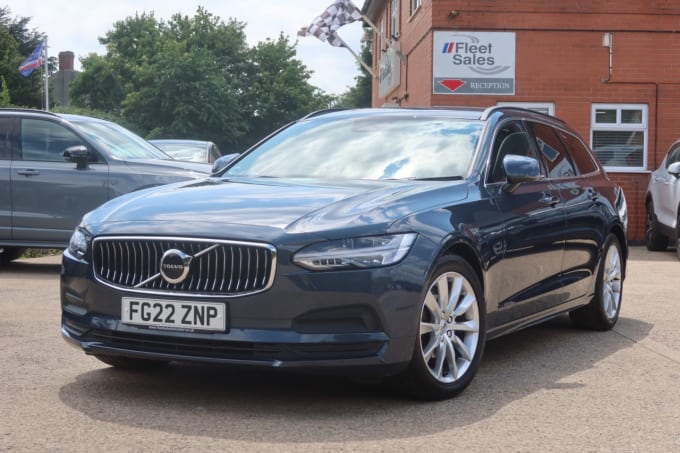 2025 Volvo V90