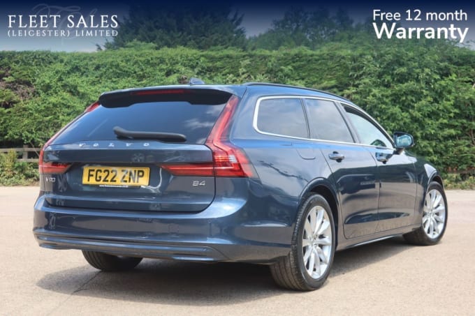 2025 Volvo V90