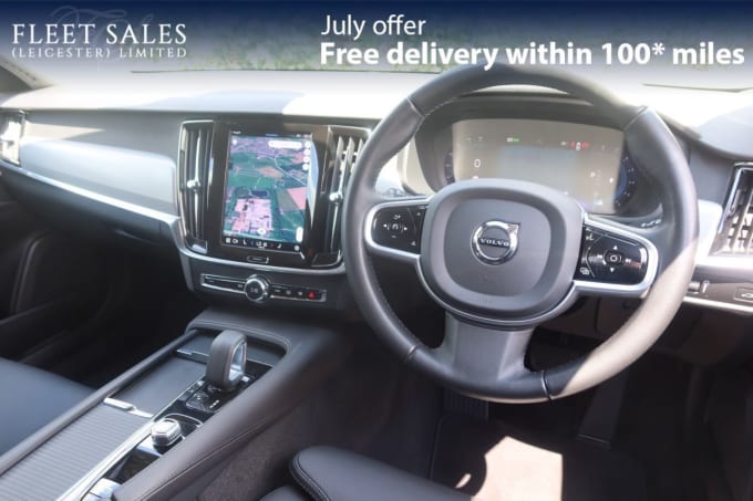 2025 Volvo V90