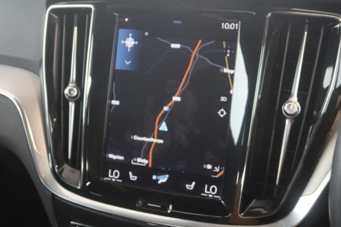 2025 Volvo V60