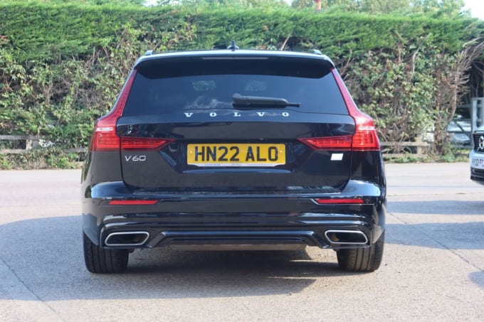2025 Volvo V60