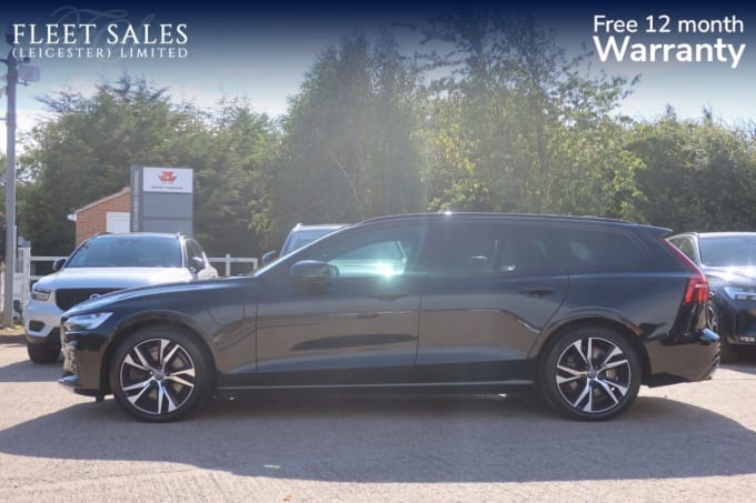 2025 Volvo V60