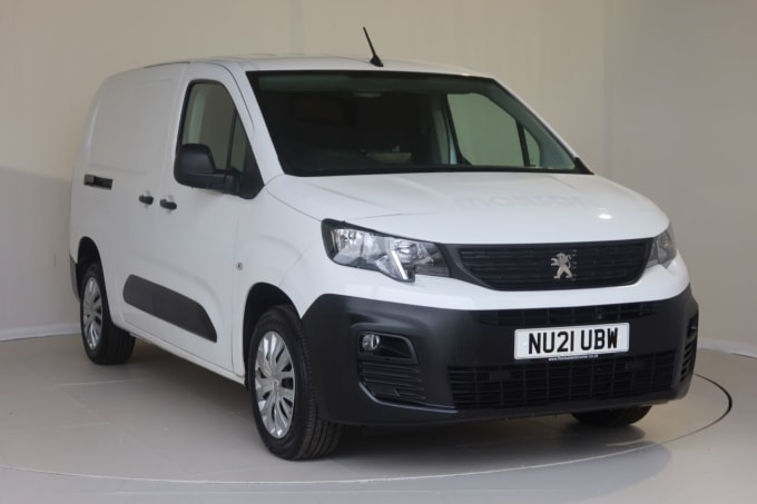 2025 Peugeot Partner