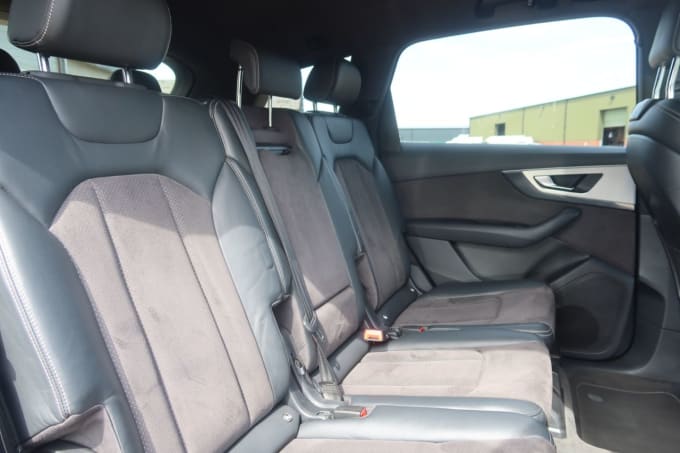 2025 Audi Q7