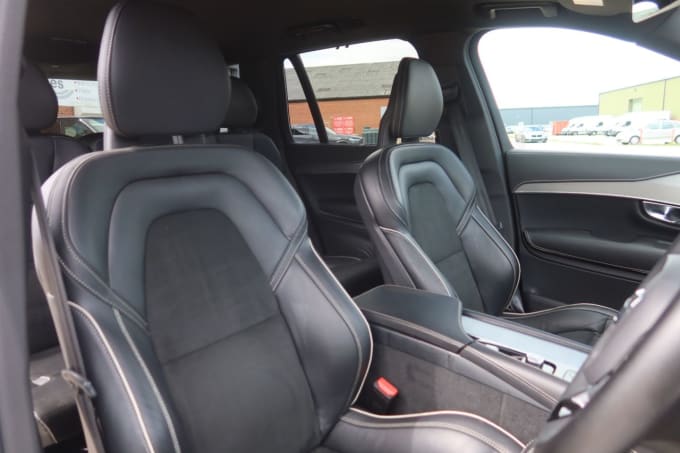 2025 Volvo Xc90