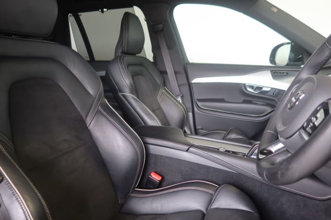2025 Volvo Xc90