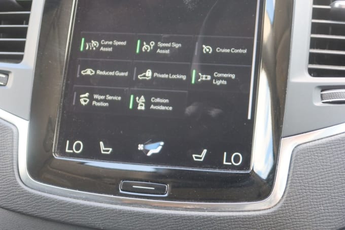2025 Volvo Xc90