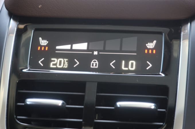 2025 Volvo Xc90