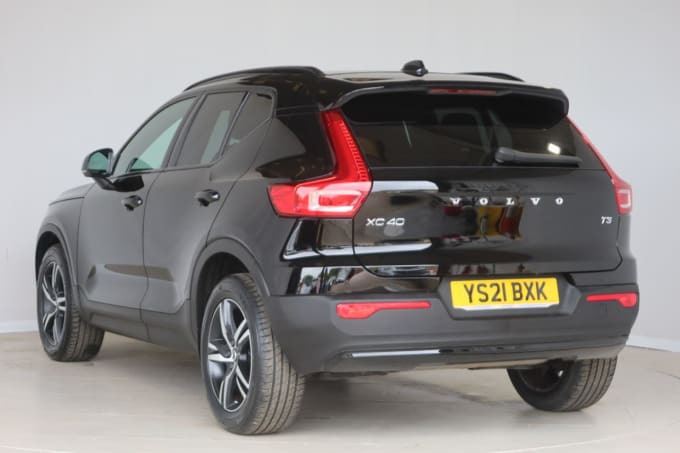 2025 Volvo Xc40