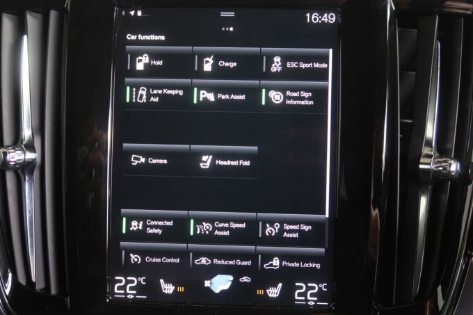 2025 Volvo V90