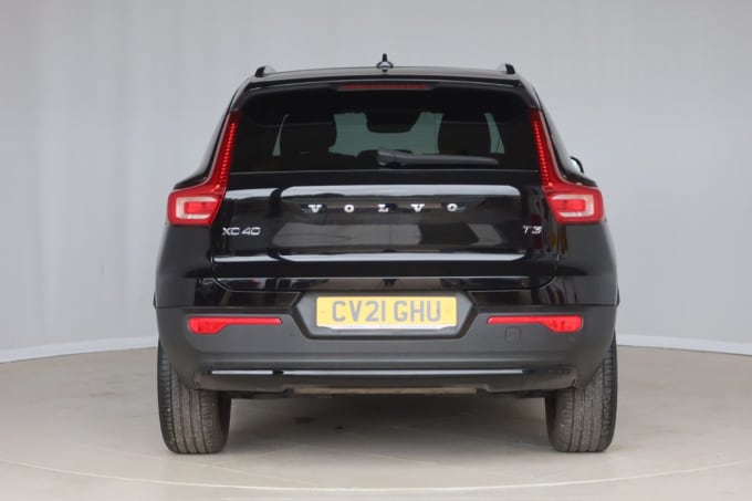 2025 Volvo Xc40