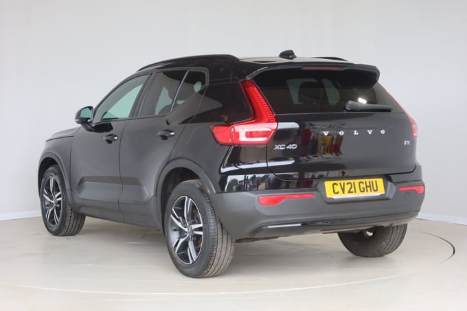 2025 Volvo Xc40