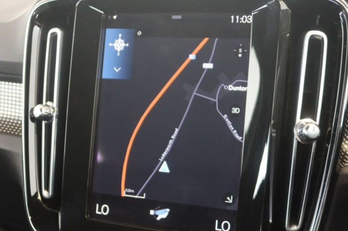 2025 Volvo Xc40