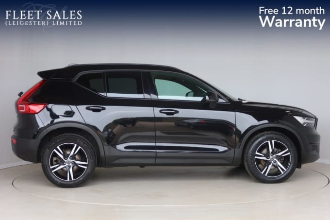 2025 Volvo Xc40