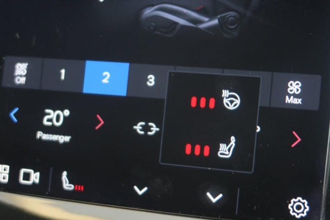 2025 Volvo Xc60