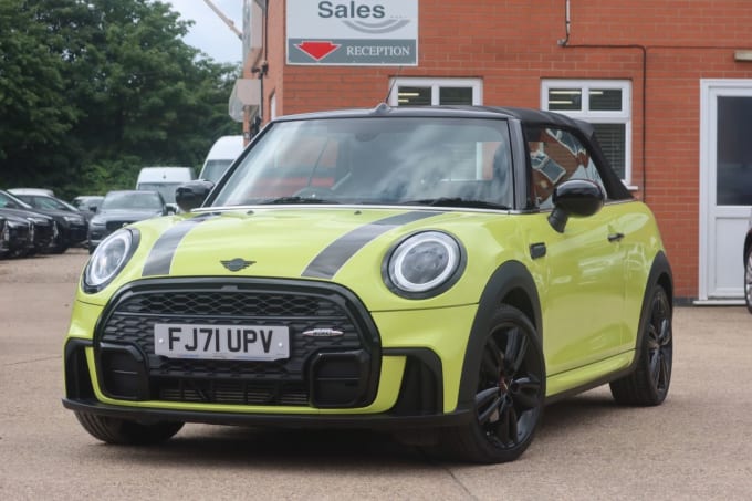 2025 Mini Convertible