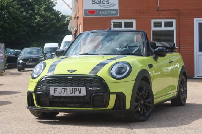 2025 Mini Convertible