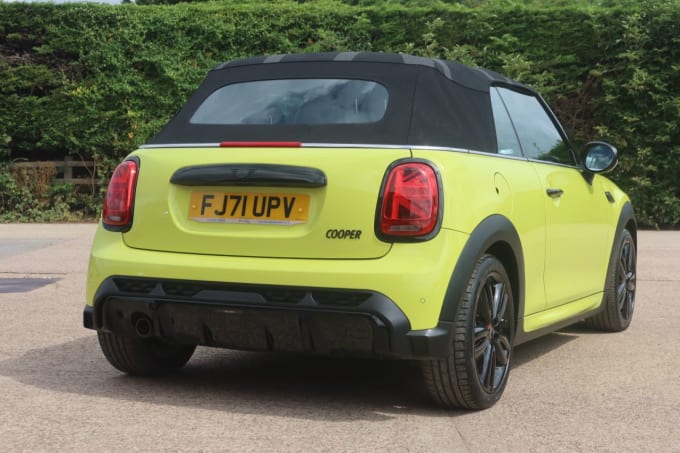 2025 Mini Convertible