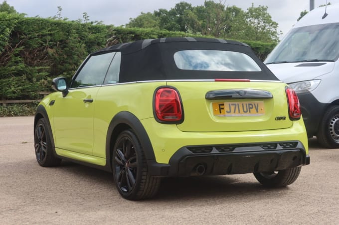 2025 Mini Convertible