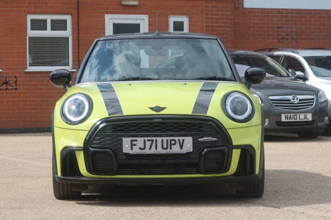 2025 Mini Convertible
