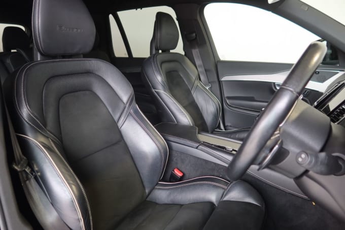 2025 Volvo Xc90
