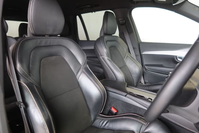2025 Volvo Xc90