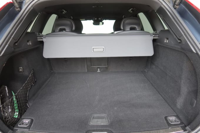 2025 Volvo Xc60