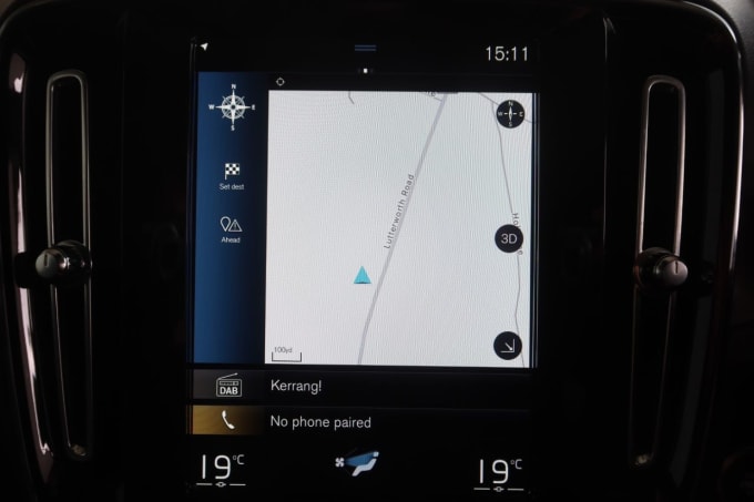 2025 Volvo Xc40