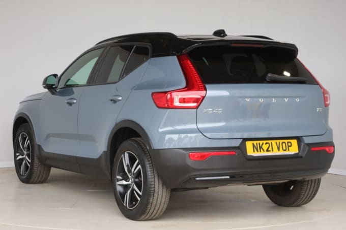 2025 Volvo Xc40