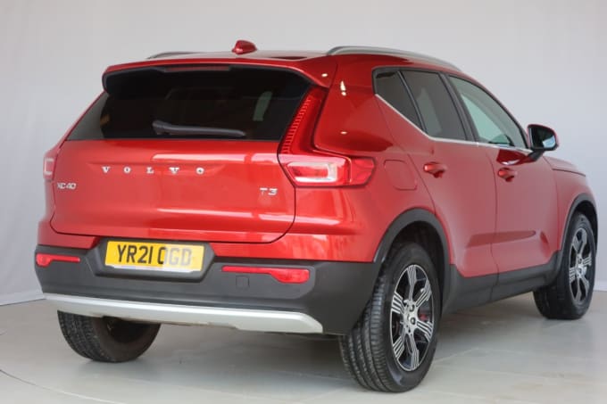 2025 Volvo Xc40