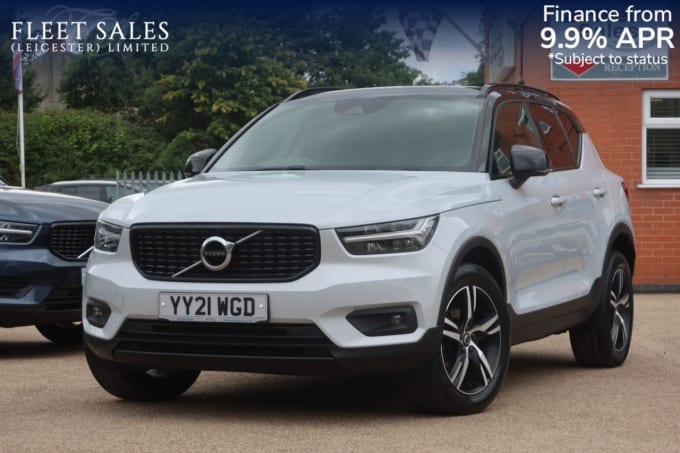 2025 Volvo Xc40