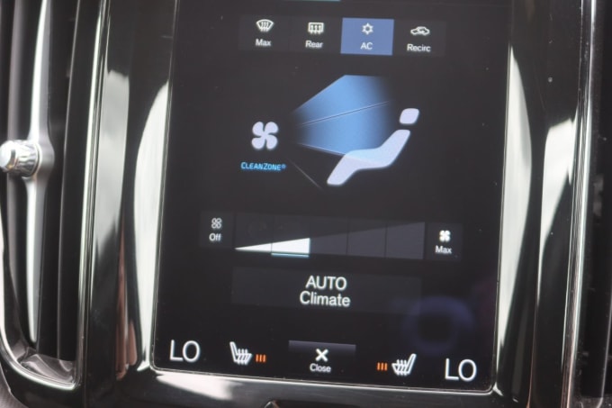 2025 Volvo Xc60