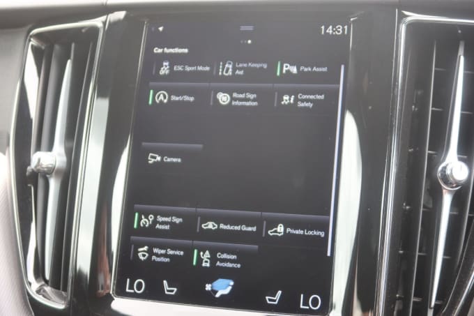 2025 Volvo Xc60