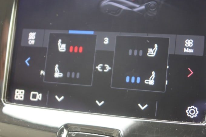 2025 Volvo Xc60
