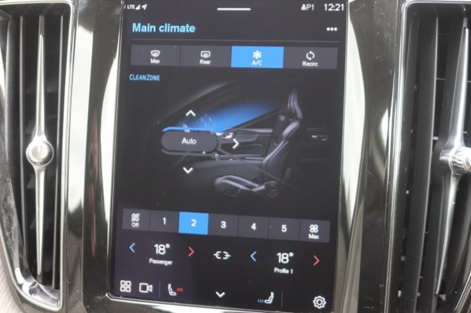 2025 Volvo Xc60